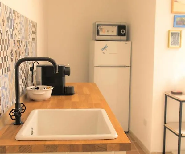 Bed and breakfast Lalibellula Bordighera